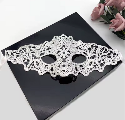 Mezza maschera per il viso in pizzo